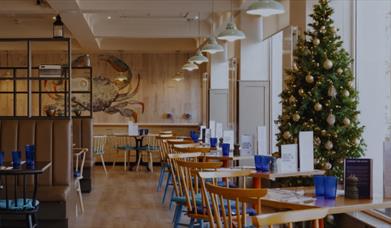 Restaurant in Marine Hotel.