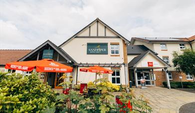 sandpiper bistro from the outside