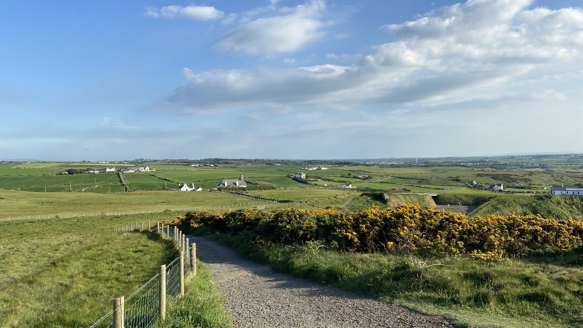 Portballintrae to Giant's Causeway - Portballintrae - Causeway Coast ...