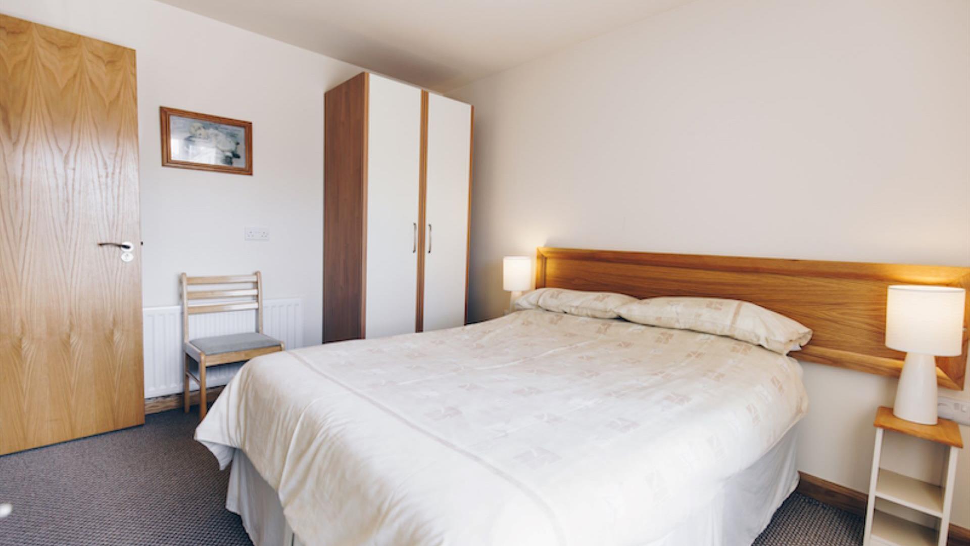 double bedroom at No. 4 Strathroy Mews