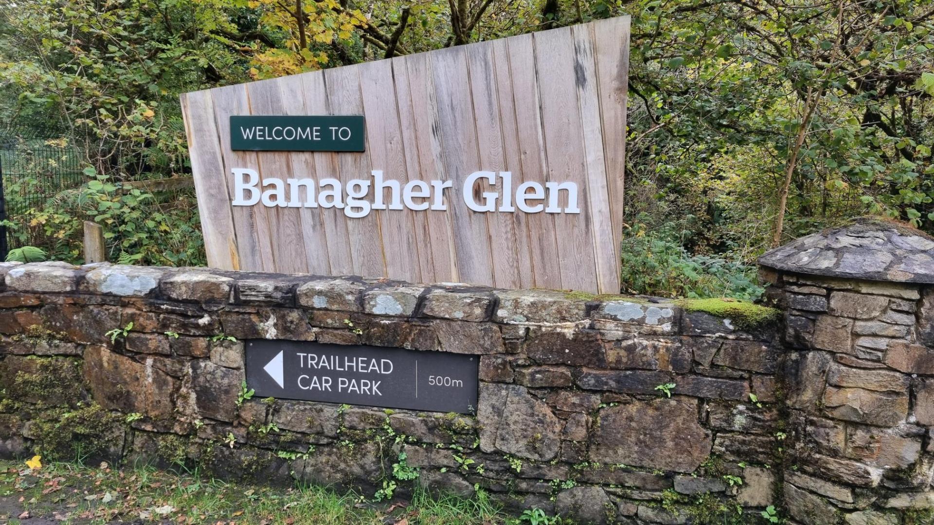 A sign that reads "Welcome to Banagher Glen"
