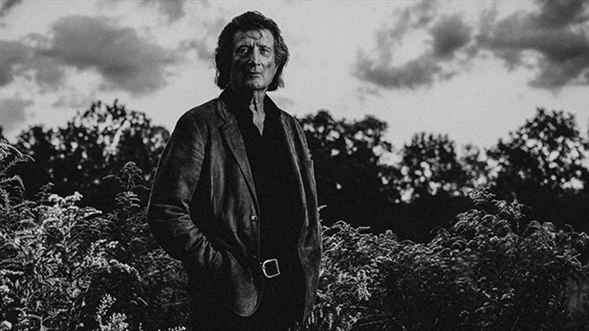 Black and white picture of Chris Smither