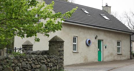 exterior of Kings Country Cottages - Marshalls