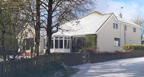 exterior of Kings Country Cottages - No 84