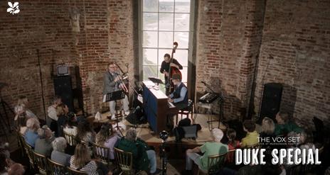 A photograph of Duke Special performing in Mussenden Temple.