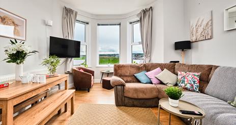 Portrush by the Sea - 2 Dunluce Green