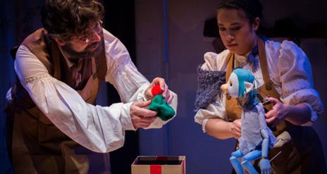 Picture from the stageplay of the elves and the shoemaker.