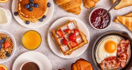 Stock photo of brunch, credit to iStock images.