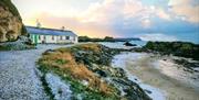 ballingtoy harbour cottage holiday let rent outside