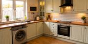 Full kitchen