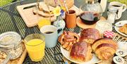 Peatlands breakfast on the deck