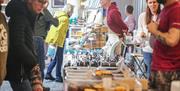 trading at market