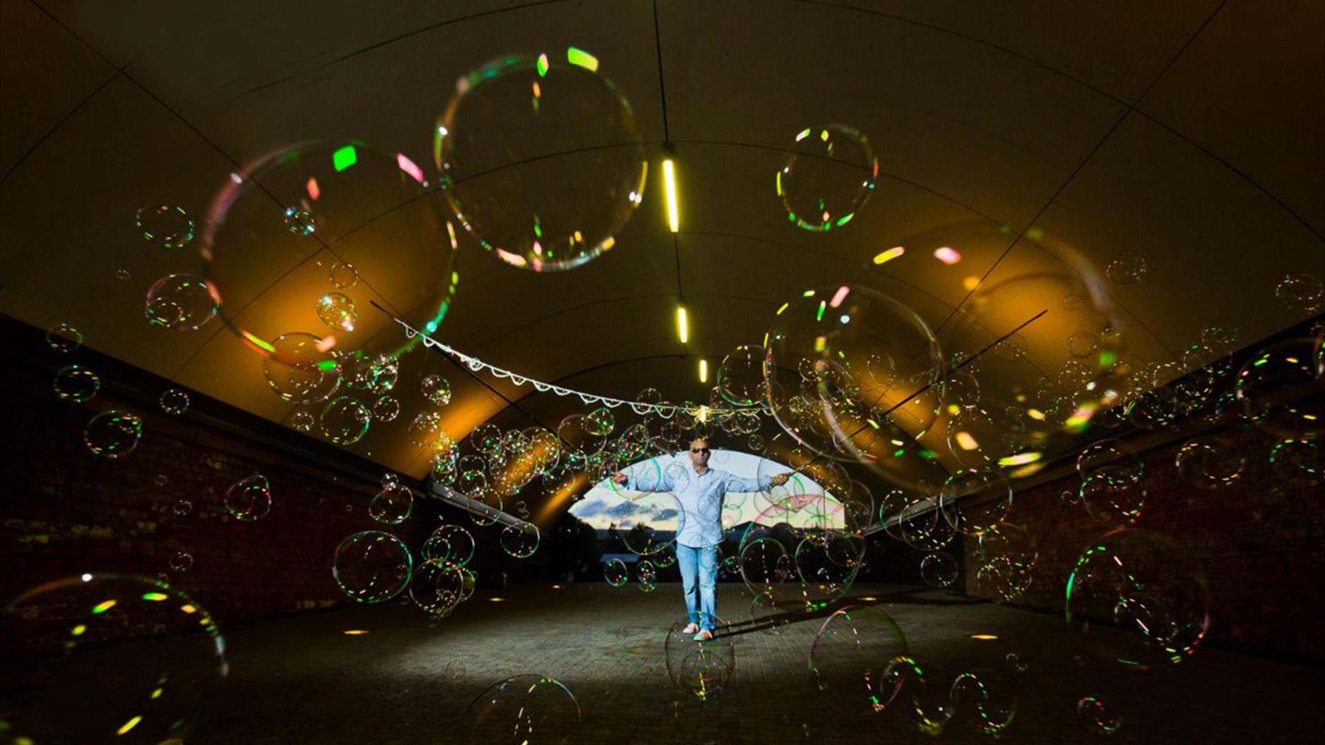 Ray Bubbles surrounded by dozens of bubbles Ray Bubbles surrounded by dozens of bubbles