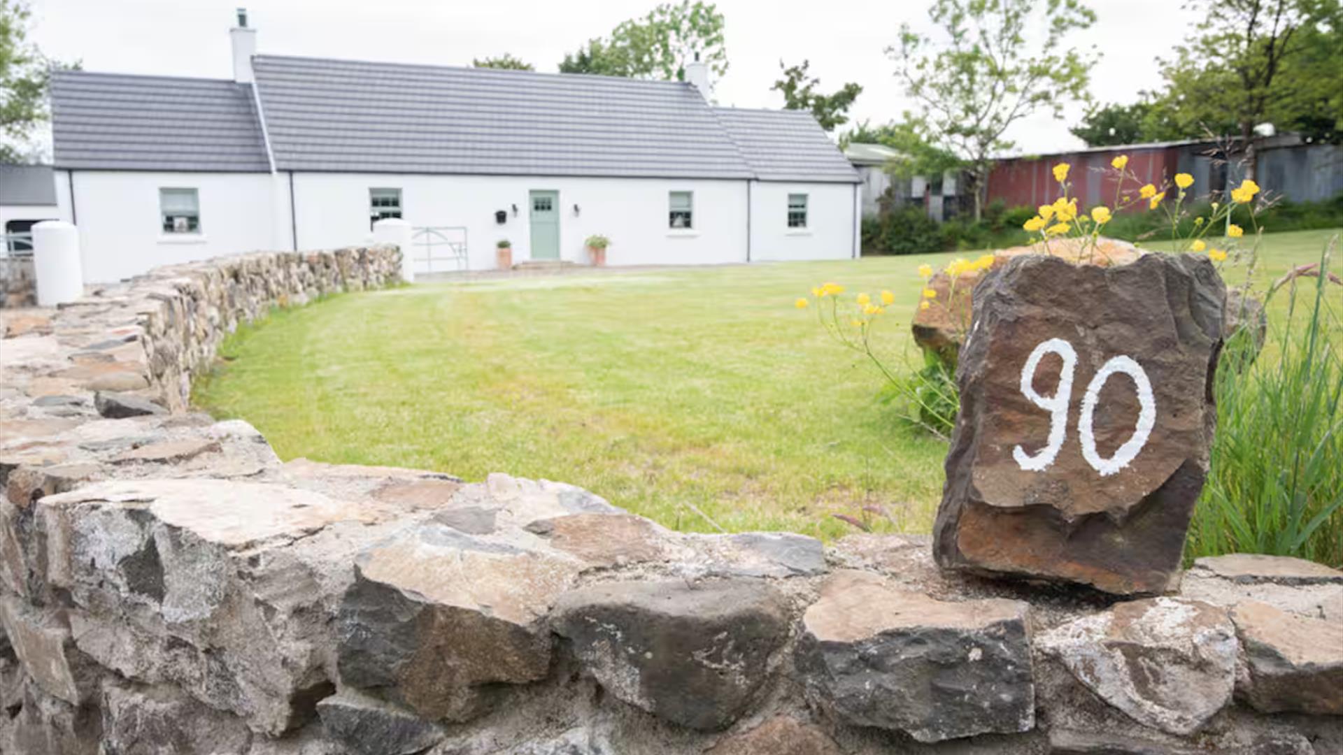 Tillie's Cottage Ballycastle - Exterior Tillie's Cottage Ballycastle - Exterior