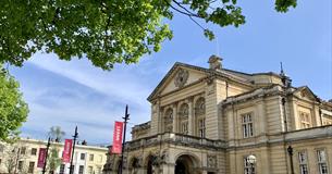 Cheltenham Town Hall, events venue Cheltenham, live entertainment venue Cheltenham