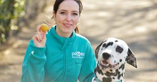 Women with a dalmation