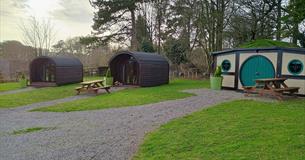 StarGlamping - Pods & Shire House