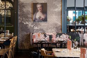 Brasserie Blanc interior