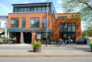 Fioro Lounge Exterior