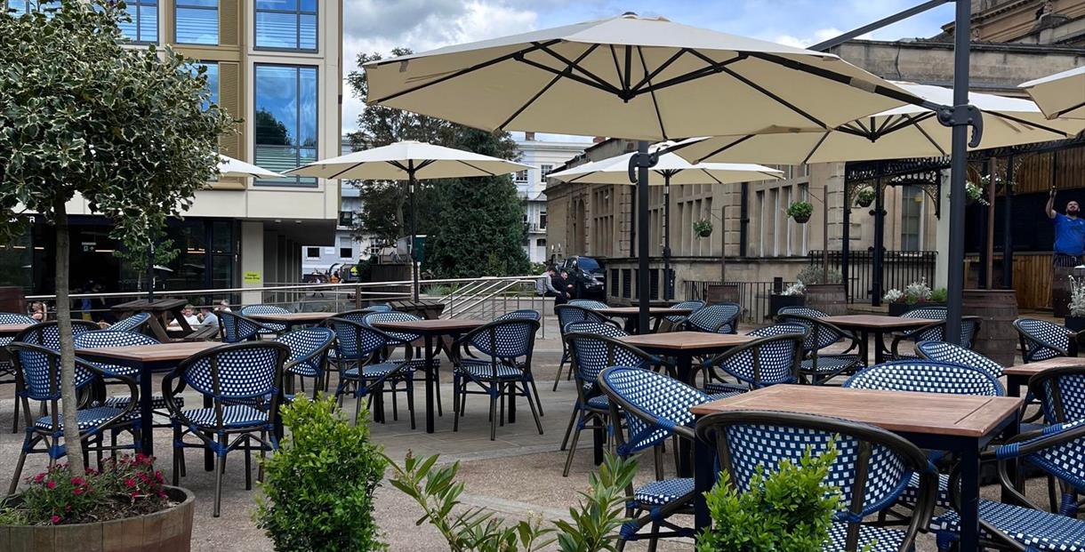 Images of the new garden bar in Imperial Gardens.