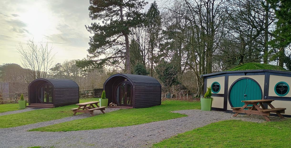 StarGlamping - Pods & Shire House