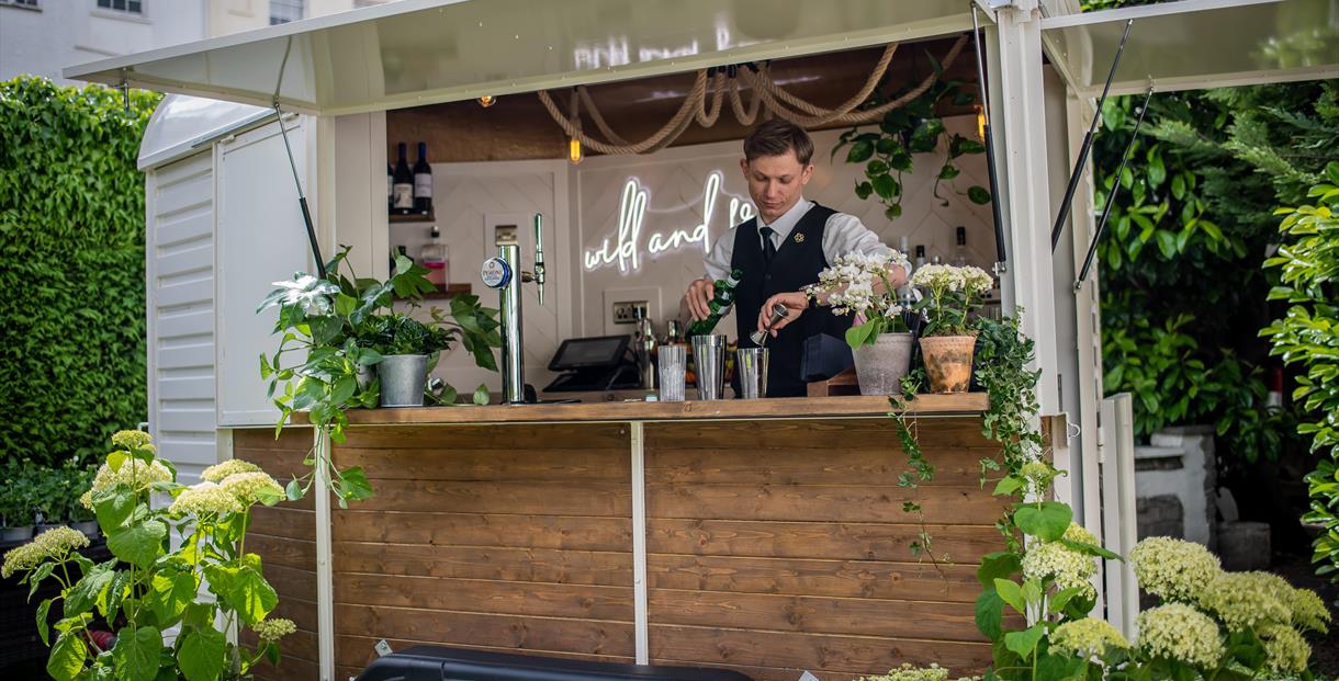 Summer Garden pop-up bar