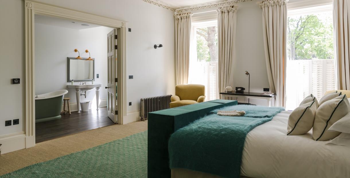 No. 38 The Park - Cheltenham -