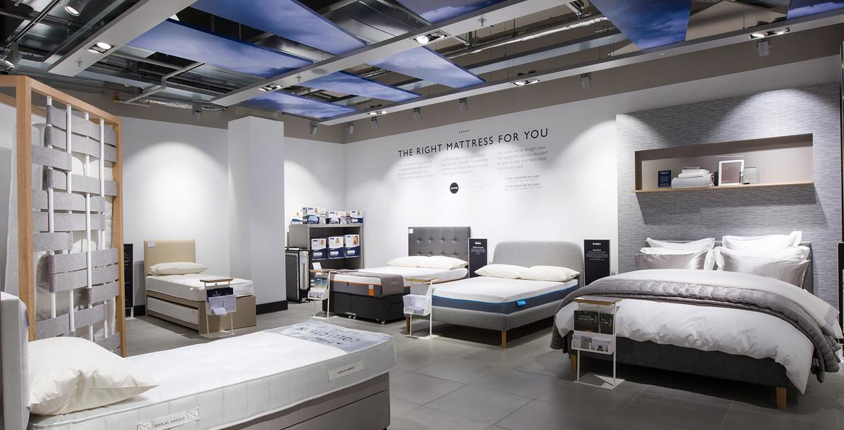 Lewis store store beds