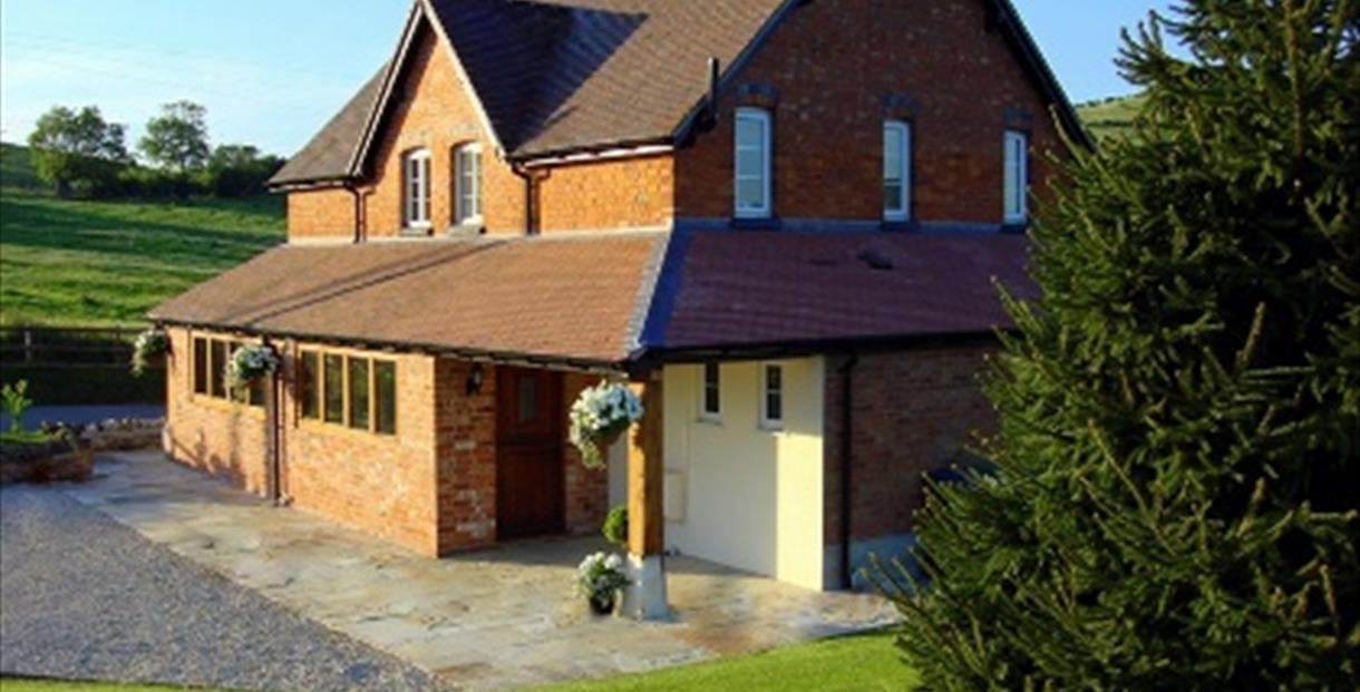 Hill Farm Cottage
