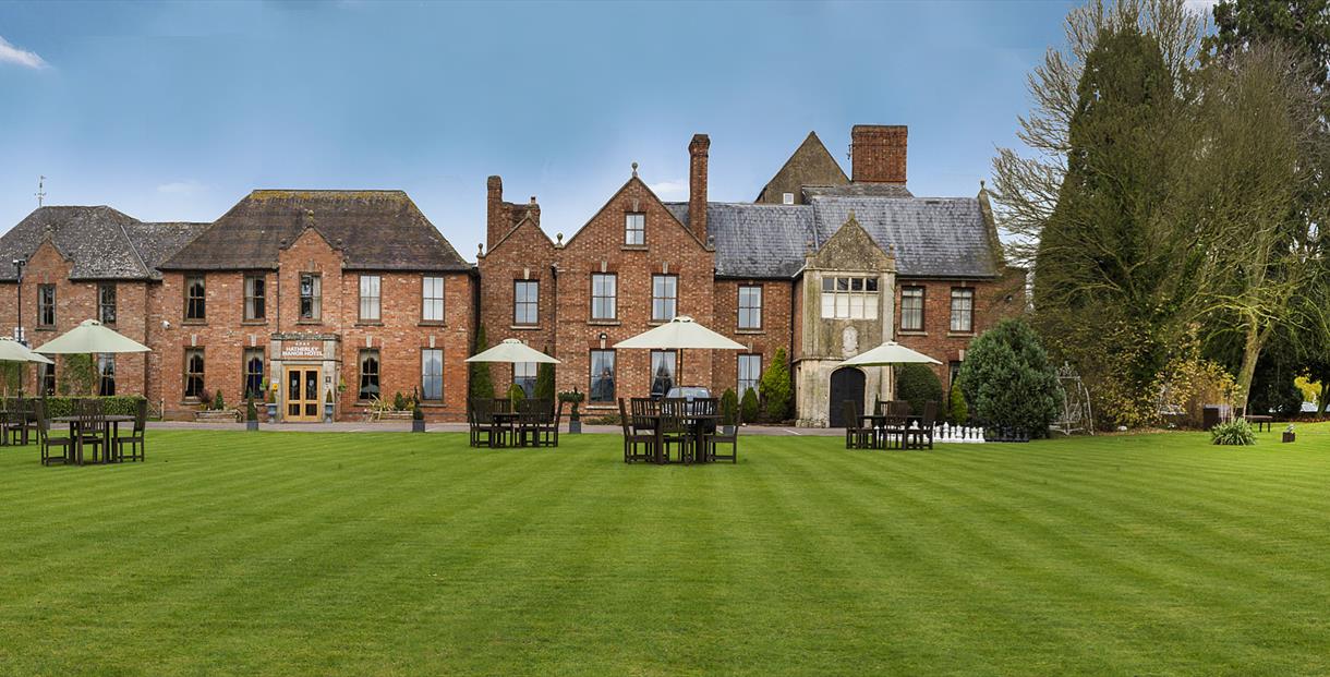 Hatherley Manor exterior and lawn