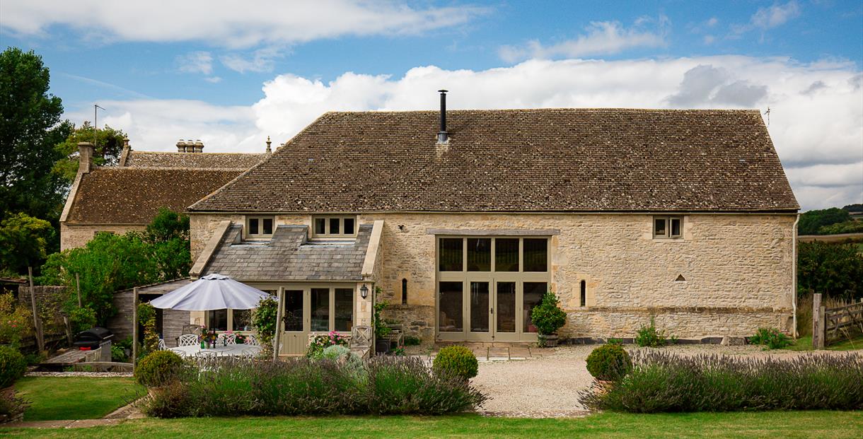 Cottage near Cheltenham, Toms Barn