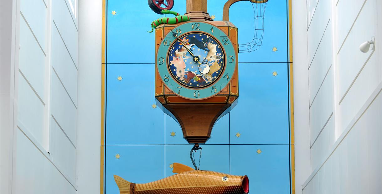 Wishing Fish Clock