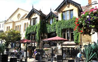 THE GRAPE ESCAPE, Cheltenham - Updated 2024 Restaurant Reviews, Menu &  Prices - Tripadvisor