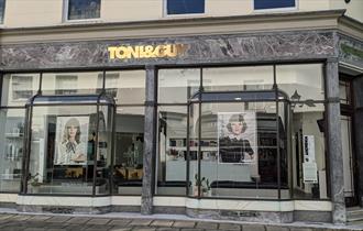 Toni & Guy exterior