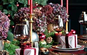The Art of the Christmas Table