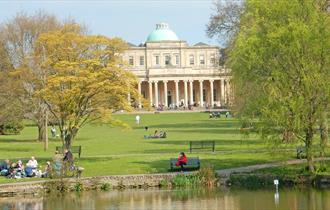 Explore, Discover and Enjoy Cheltenham with Curious About Cheltenham