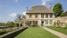 Snowshill Manor & Garden house exterior