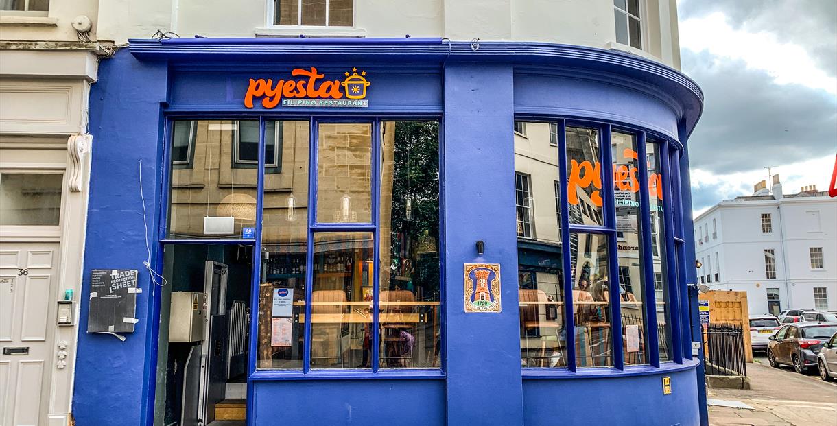 Pyesta Filipino Restaurant