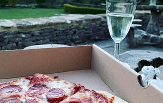 Pizza & Prosecco at Glenfall House