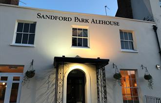 Sandford Park Ale House