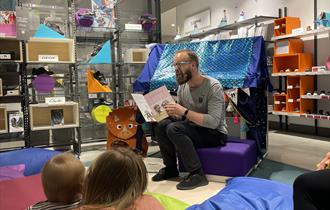 Storytime From The Den