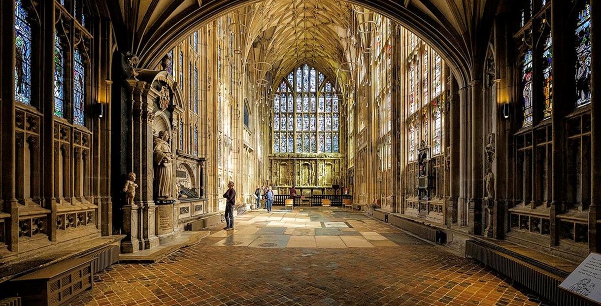 Gloucester Cathedral - Things to do in Cheltenham 2023
