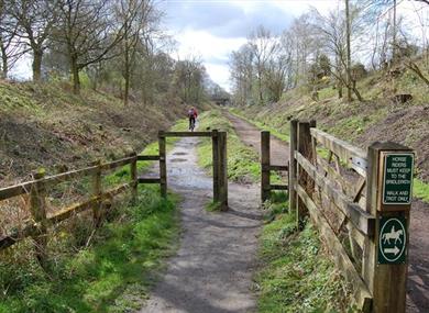 Walks for All - Middlewood Way