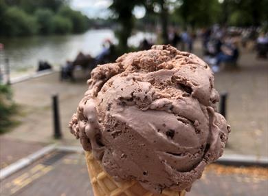 Ice cream on the Family Foodie Walking Tour