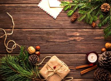 Christmas wreath making,ness botanic gardens