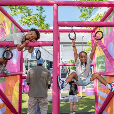 free family activites,family fun,cheshire oaks,shopping