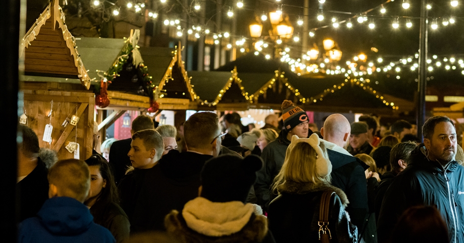 Chester Christmas Market - Visit Cheshire