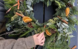 christmas wreath making,workshop,christmas,event