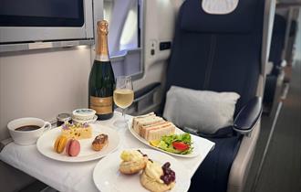 Boeing 747 Upper Deck Dining Experiences