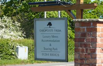 Oakwood Farm Luxury Mews and Touring Park